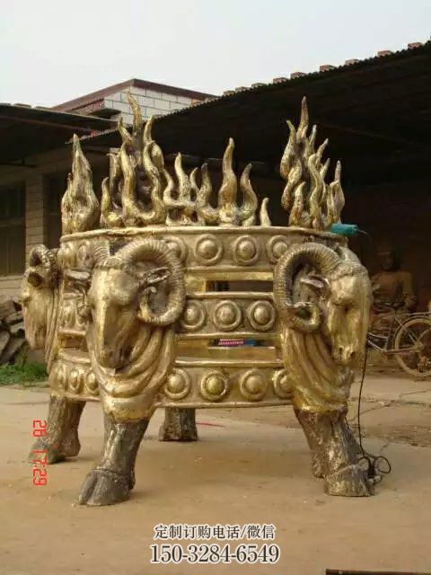 九龙坡广场福鼎雕塑 抽象景观小品 烤漆雕塑 九龙坡广场福鼎雕塑 抽象景观小品 烤漆雕塑